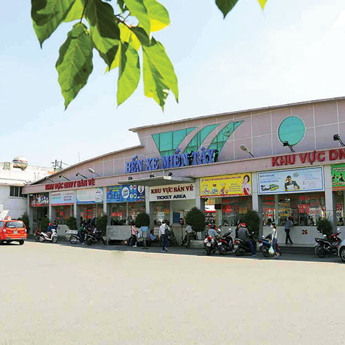 akari city cách bến xe miền tây 15 phút