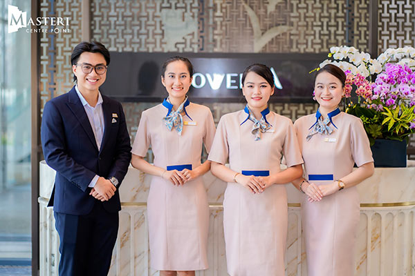 nhân viên lễ tân masteri centre point
